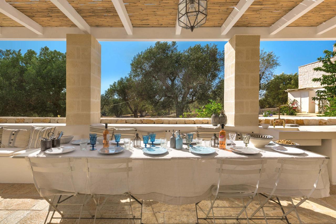 Villa Casale Con Cipresso Ostuni Exterior foto